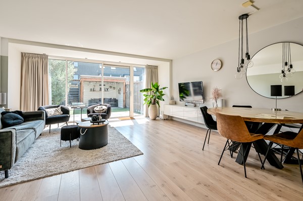 Onder bod: Buñuellaan 23, 1325PM Almere