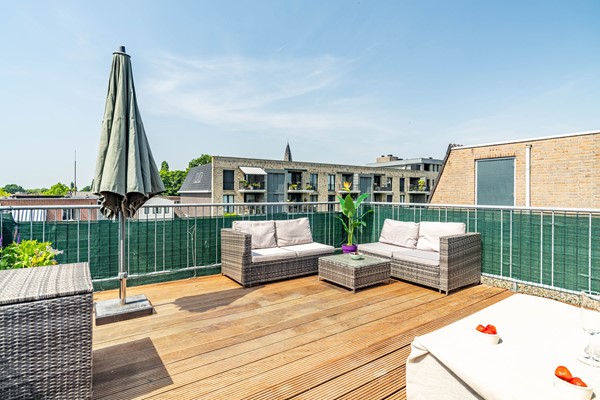 Medium property photo - Sir Winston Churchillweg 37, 2251 CZ Voorschoten