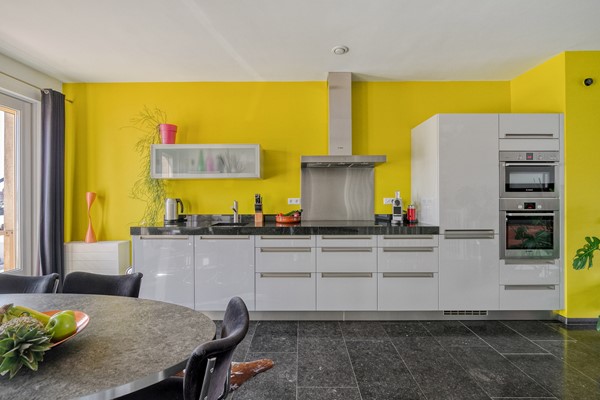 Medium property photo - Maashavenkade 169, 3072 ES Rotterdam