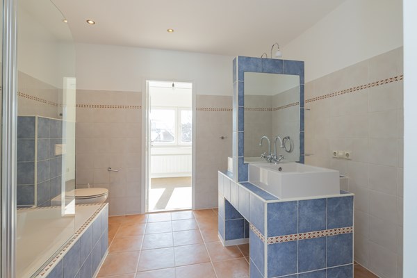Medium property photo - Quarles van Uffordstraat 97, 2202 NE Noordwijk