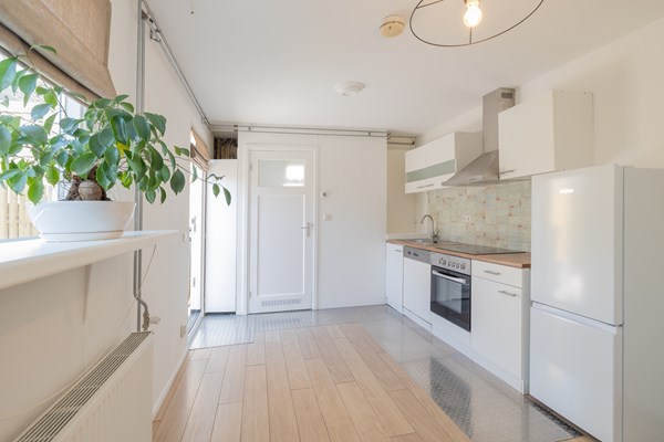 Medium property photo - Quarles van Uffordstraat 97, 2202 NE Noordwijk