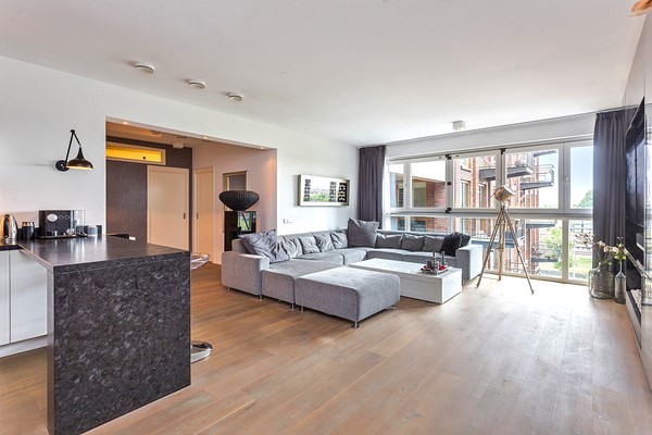 Medium property photo - Veembroederhof 59, 1019 HD Amsterdam