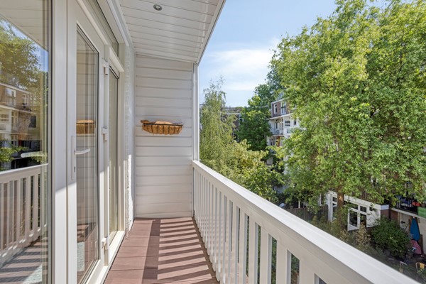 Medium property photo - Kanaalstraat 11-2, 1054 WX Amsterdam