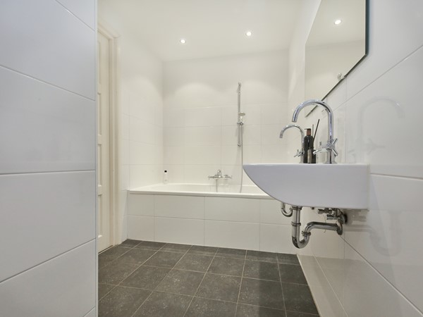 Medium property photo - Cornelis Krusemanstraat 1B, 1075 NB Amsterdam