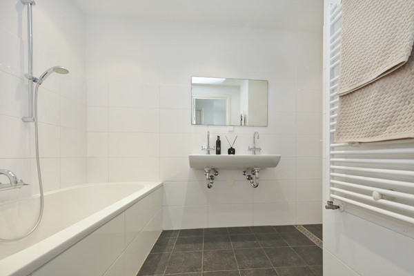 Medium property photo - Cornelis Krusemanstraat 1B, 1075 NB Amsterdam
