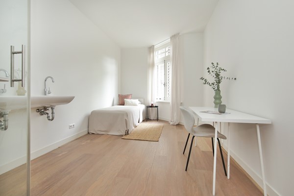 Medium property photo - Cornelis Krusemanstraat 1B, 1075 NB Amsterdam