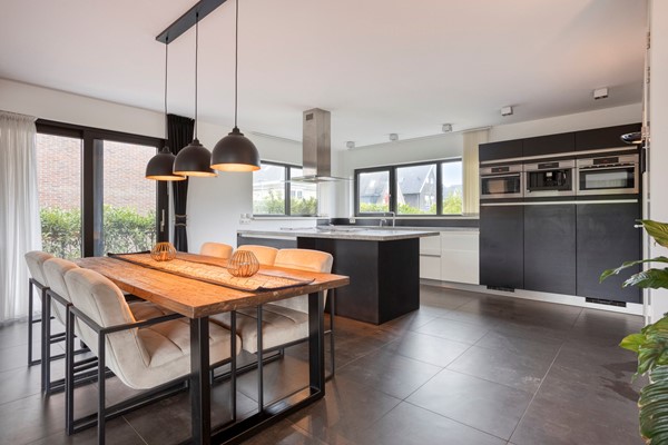 For sale: Gigantenstraat 8, 1363 TB Almere