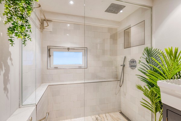 Medium property photo - Johannes Verhulststraat 152H, 1071 NP Amsterdam