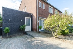 Sold subject to conditions: Prinses Margrietstraat 10, 5991 XN Baarlo