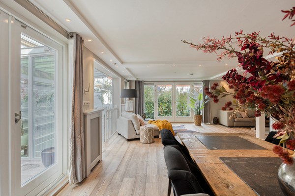 Medium property photo - Van Diemenstraat 165, 2518 VA Den Haag