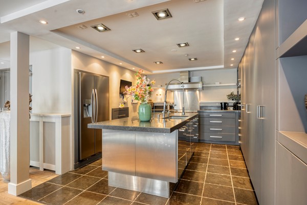 Medium property photo - Van Diemenstraat 165, 2518 VA Den Haag