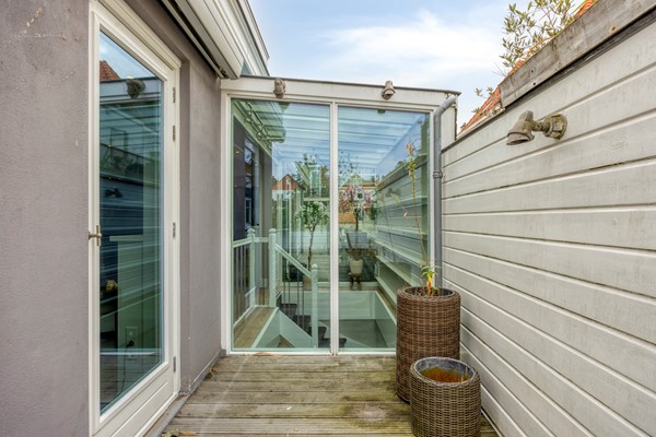 Medium property photo - Van Diemenstraat 165, 2518 VA Den Haag