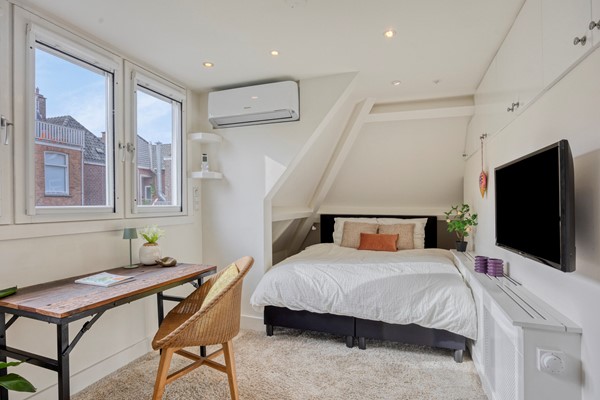 Medium property photo - Van Diemenstraat 165, 2518 VA Den Haag