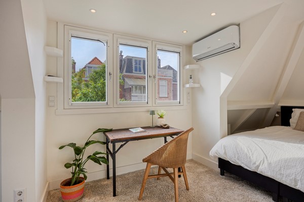 Medium property photo - Van Diemenstraat 165, 2518 VA Den Haag