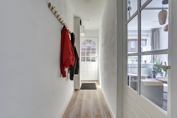 Medium property photo - Loenensestraat 85, 2574 RG Den Haag