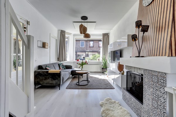 Medium property photo - Loenensestraat 85, 2574 RG Den Haag