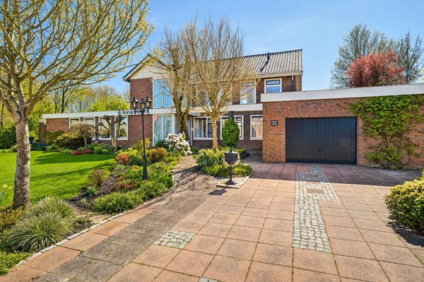 Dijkstraat 32, 2371 VG Roelofarendsveen