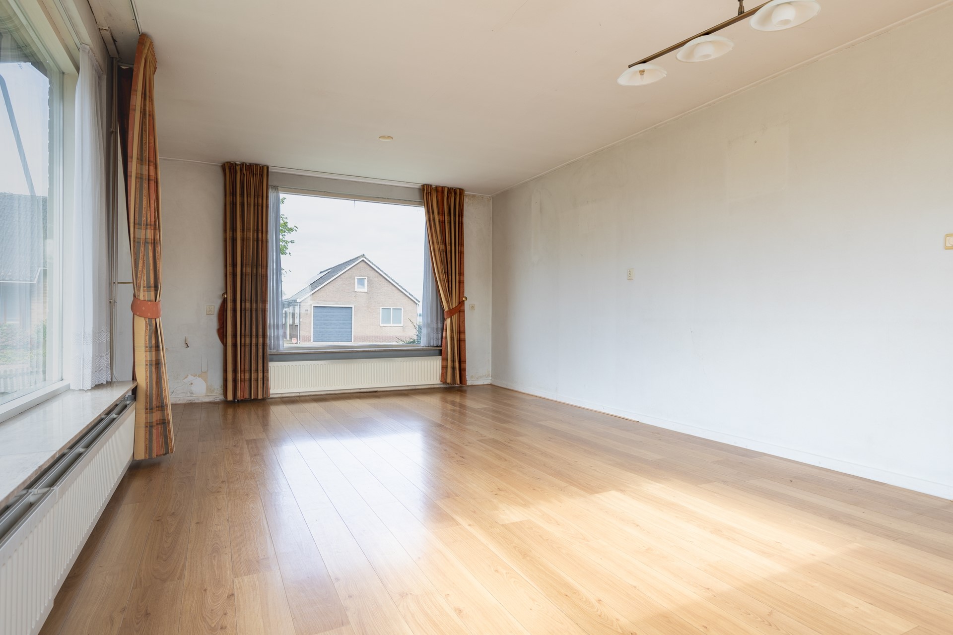Vrijstaande woning te koop: Paradijsweg 11, Ter Aar