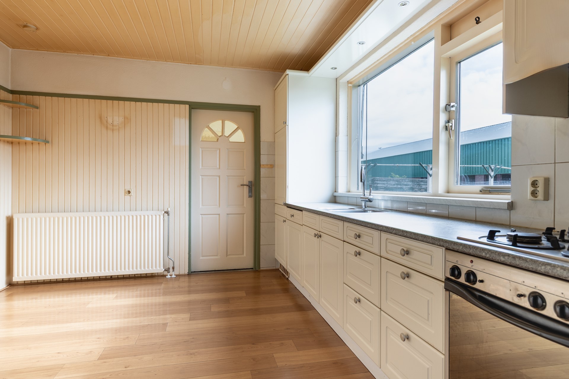 Vrijstaande woning te koop: Paradijsweg 11, Ter Aar
