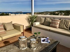 Koop: Mirador de Cala Tarida, C. Cala Vedella 50, 07800 Ibiza-stad