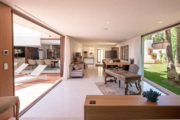 Medium property photo - Villa Cap Martinet, Cap Martinet