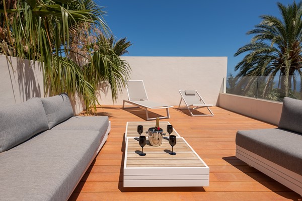 Medium property photo - Villa Cap Martinet, Cap Martinet