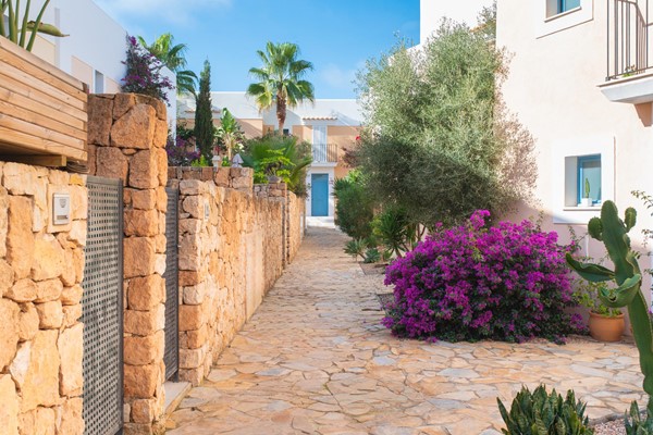 Medium property photo - Townhouse, CALA MOLI