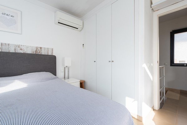 Medium property photo - Townhouse, CALA MOLI