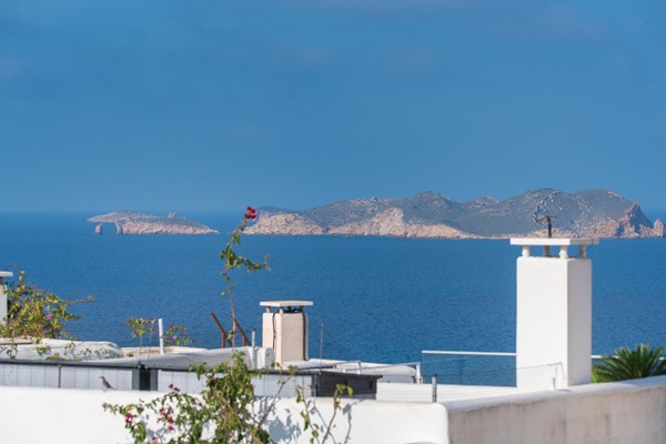 Medium property photo - Townhouse, CALA MOLI