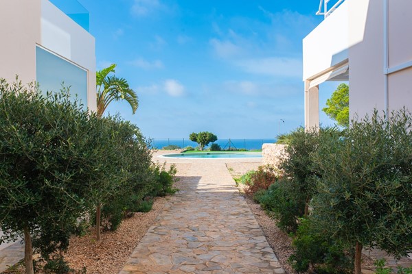 Medium property photo - Townhouse, CALA MOLI