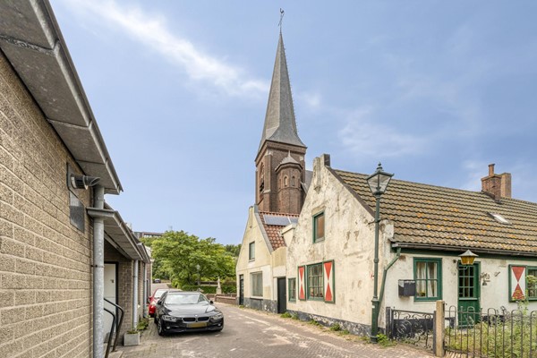 Medium property photo - Sint Odulfstraat 13, 1949 BE Wijk aan Zee