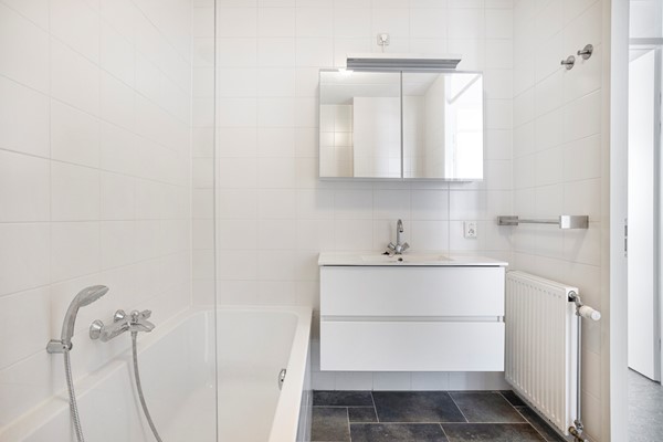 Medium property photo - Dr. Schaepmanstraat 175, 2032 GG Haarlem