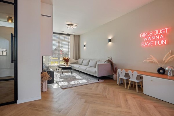 Foto - Verkocht: Ooievaar 9, 5296 MC Esch