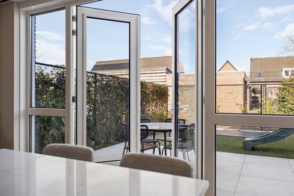 Foto - Verkocht: Ooievaar 9, 5296 MC Esch