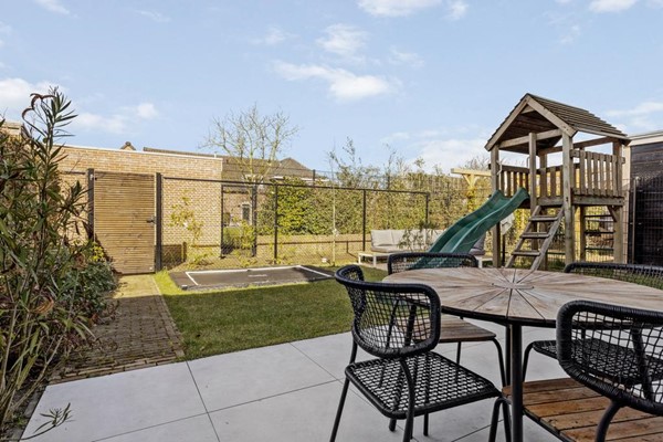 Foto - Verkocht: Ooievaar 9, 5296 MC Esch