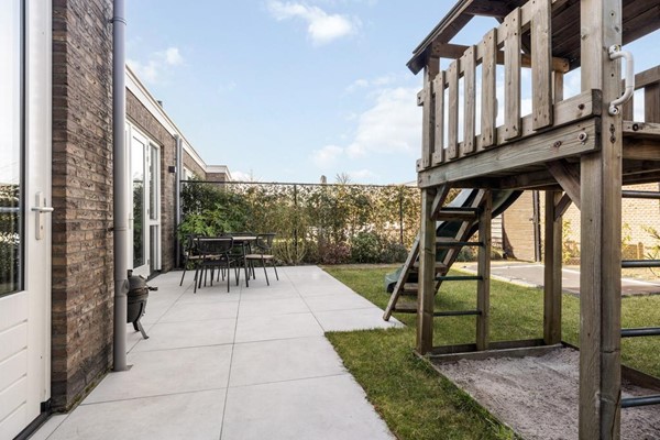 Foto - Verkocht: Ooievaar 9, 5296 MC Esch