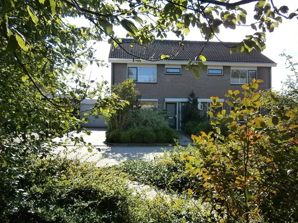 Veenbes 32, Nieuwlande