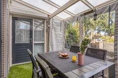 Serre met achterdeur.jpg