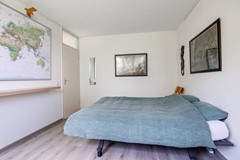 Slaapkamer bed binnen.jpg