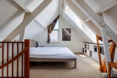 Zolder slaapkamer.jpg