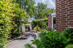 Tuin terras achterzijde.jpg