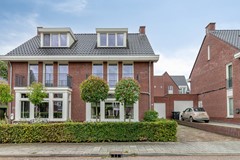 Voorzijde hoofdfoto.jpg