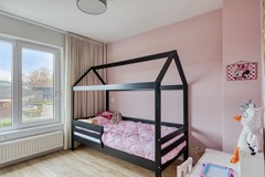 Slaapkamer 3 met bed.jpg