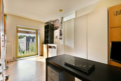 Koop: Krombekstraat 93, 1104 KT Amsterdam
