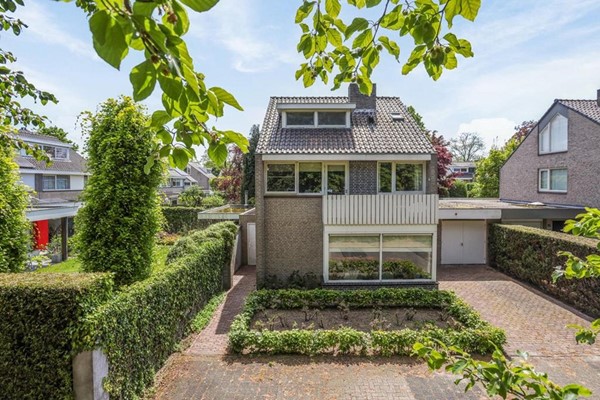 Azielaan 73, Son en Breugel
