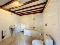 Koop: Stationswal 1, 3960 Bree