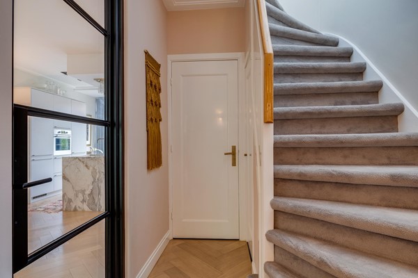 Medium property photo - Dr. H.J. Lovinklaan 1, 3571 WC Utrecht