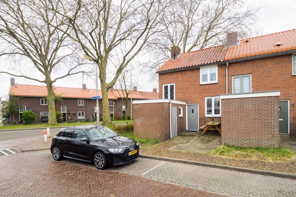 Medium property photo - Larixstraat 1, 3812 ZH Amersfoort