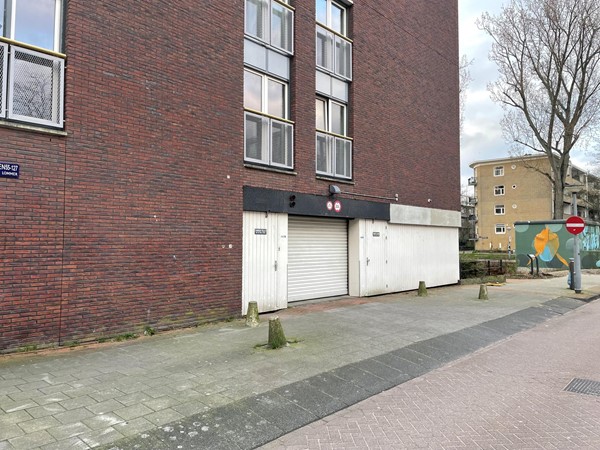 Medium property photo - Joos Banckersplantsoen, 1056 LD Amsterdam