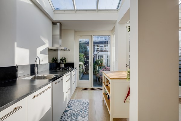 Medium property photo - Kouwerplantsoen 82, 3571 LX Utrecht